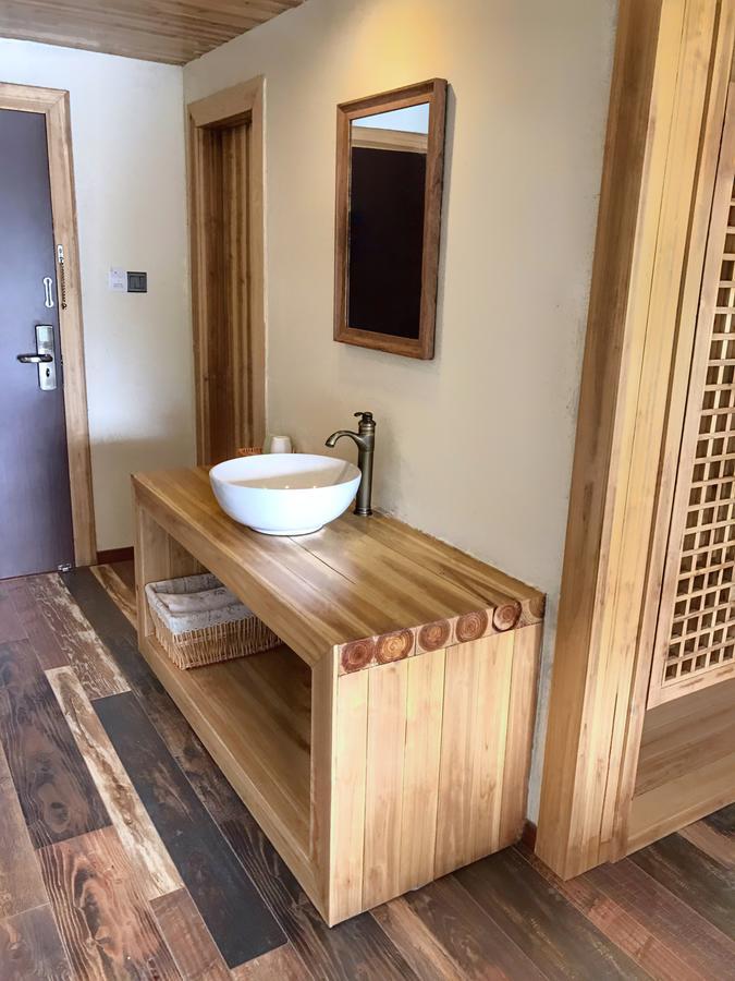 The Lake View Deyishe Resort In Thousand Island Lake Qianwu Extérieur photo