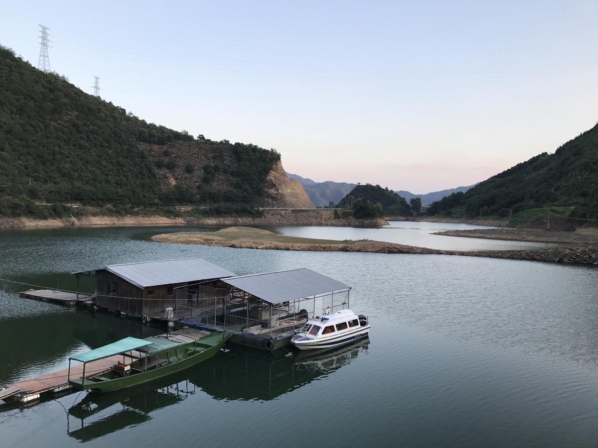 The Lake View Deyishe Resort In Thousand Island Lake Qianwu Extérieur photo