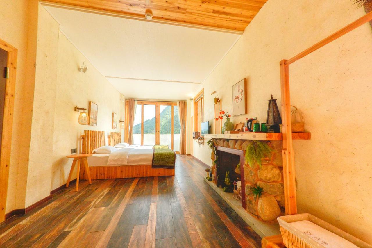 The Lake View Deyishe Resort In Thousand Island Lake Qianwu Extérieur photo